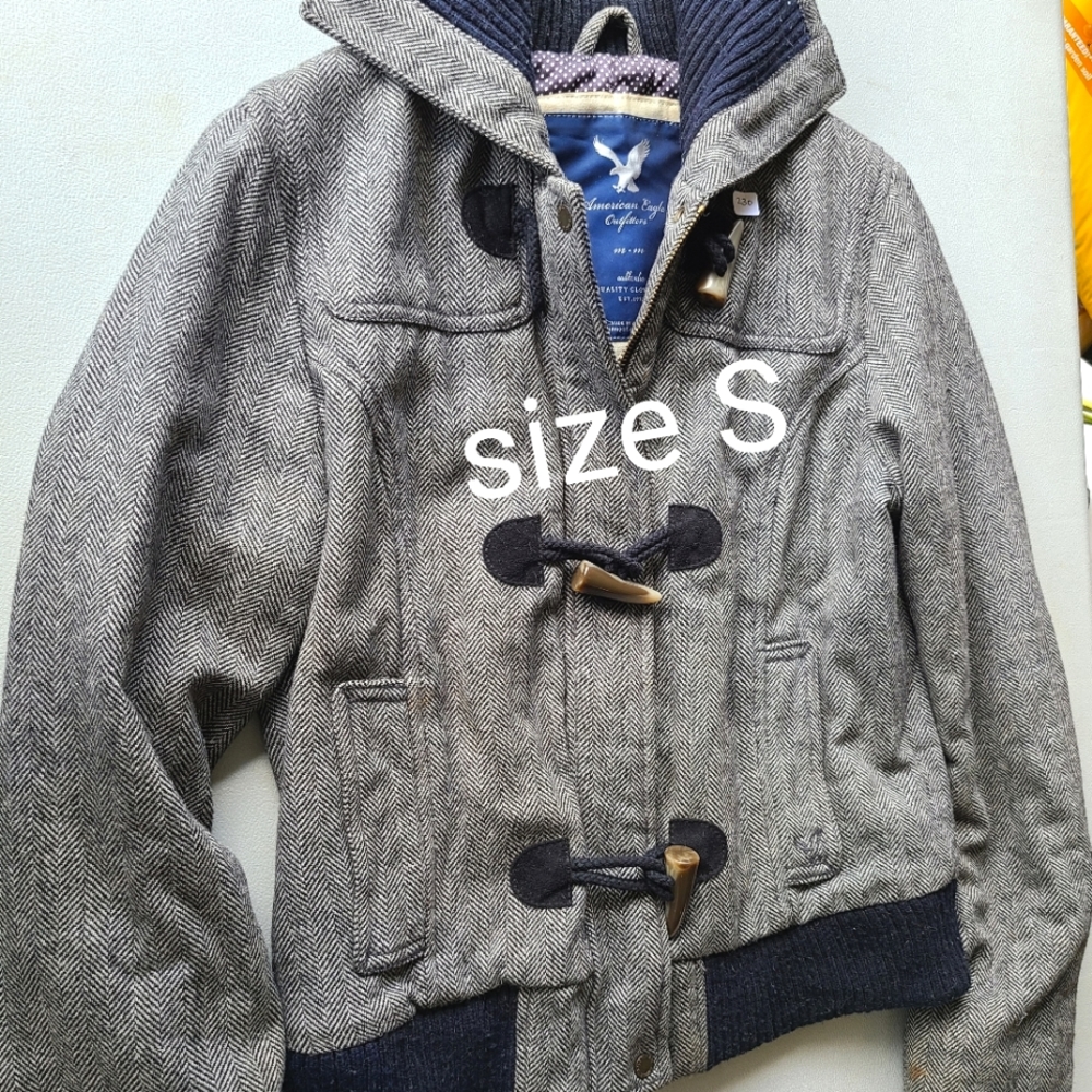 Womens size M American Eagle coat